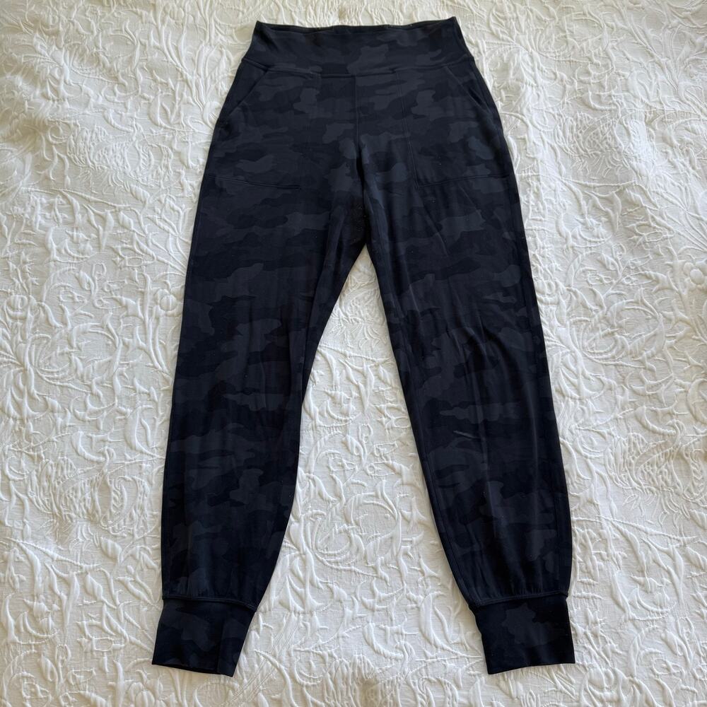 Lululemon Dance Studio Black Camo Jogger Pants Size 6